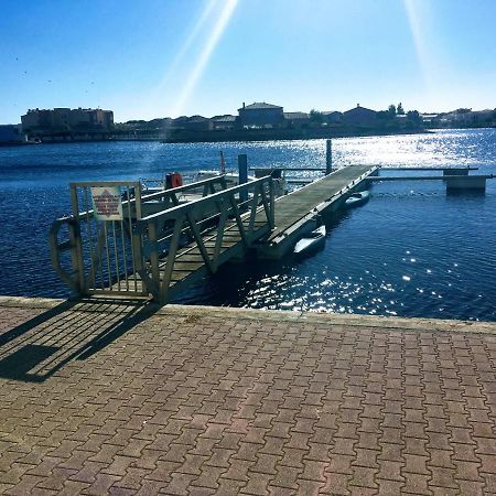 Appartement En Bord D'Etang Le Barcares Bagian luar foto